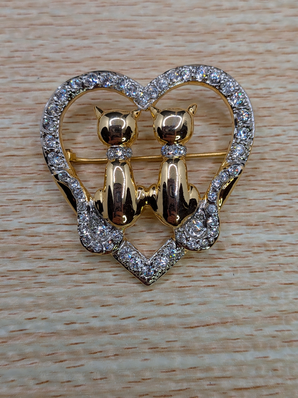 5/$25 Vintage Jennifer Moore Double Cat Gold Crystal Brooch